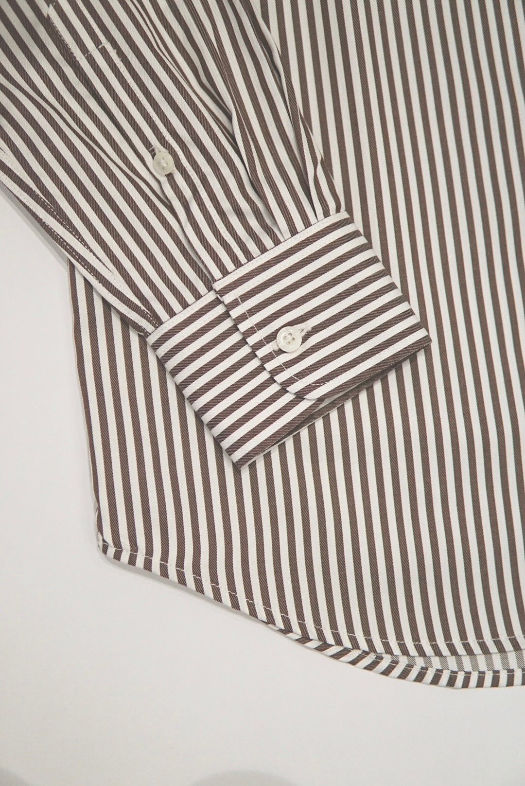 CHEMISE COL AMÉRICAIN - MARRON ET BLANCHE
